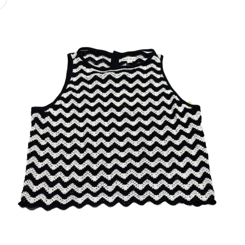 Tank Top By Ava & Viv In Black & White